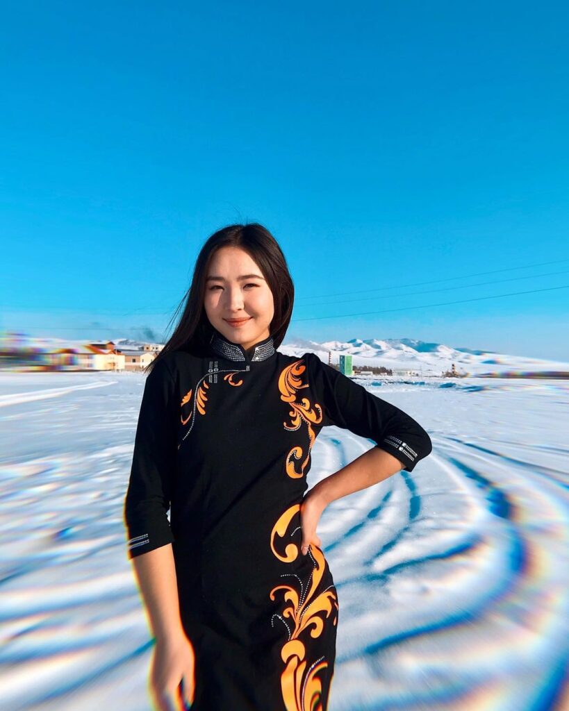 Mongoolse postorderbruiden: de meest bruikbare gids over Mongoolse vrouwen
