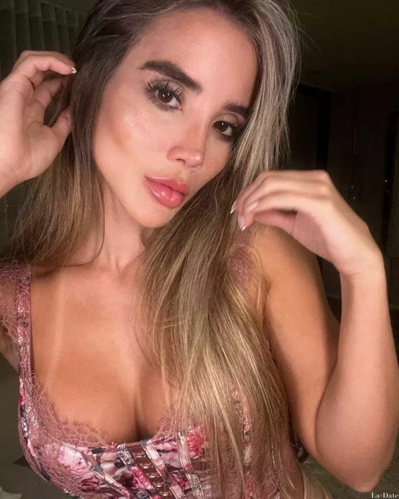 Dayane, 30