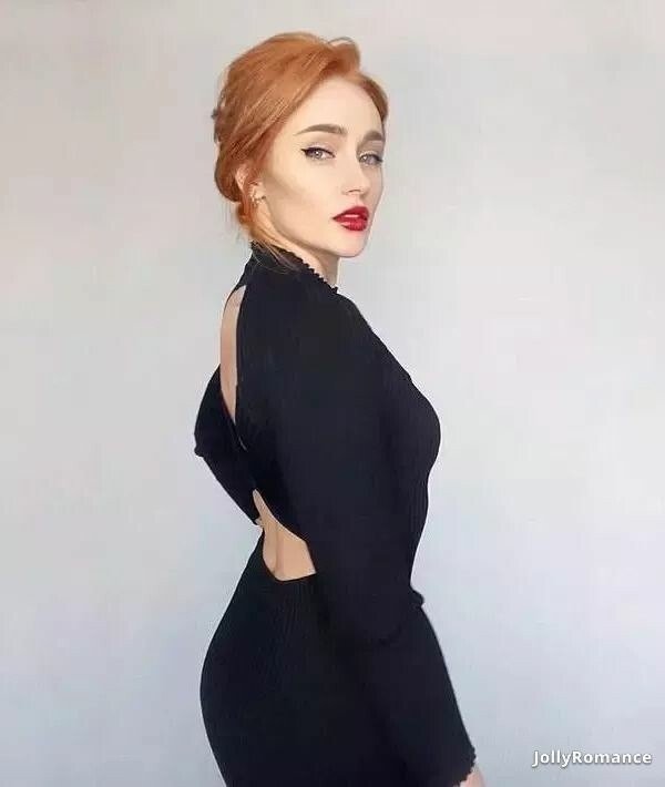 Malika, 28