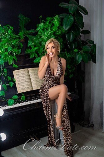 Irina, 38