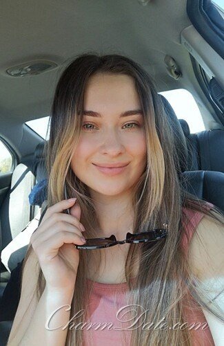 Anastasia, 28